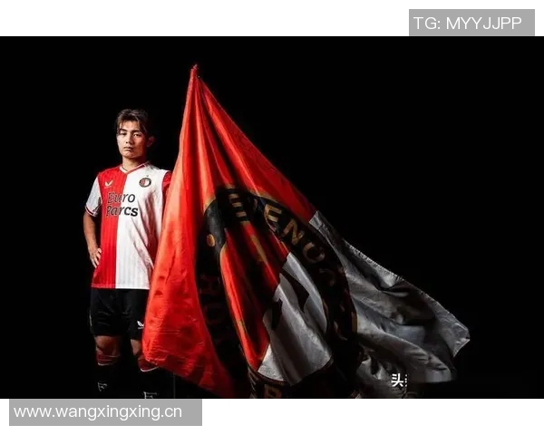 上田绮世梅开二度绝杀费耶诺德登顶荷甲射手王争夺战