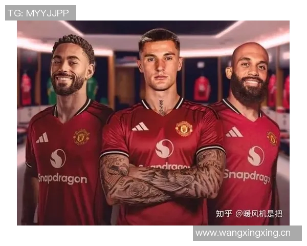 姆伯莫回忆曼联球迷热情并强调三叉戟仍需提升的关键点 姆伯莫回忆曼联球迷热情并强调三叉戟仍需提升的关键点