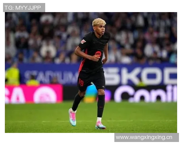 巴萨对亚马尔遭受不公待遇表示强烈不满皇马球员随意评论却未受惩罚 巴萨对亚马尔遭受不公待遇表示强烈不满皇马球员随意评论却未受惩罚