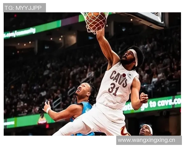 米切尔轻松发威30分钟内高效砍下27分4篮板4助攻第三节完美表现6中6