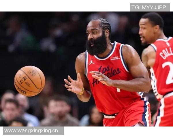 格莱姆斯谈防守哈登争议称判罚应由裁判决定而非自己判断