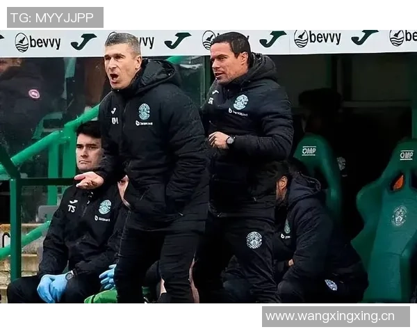 蒙哥马利正式执教北京国安曾任热刺和森林助教经验丰富