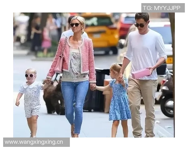 今日女儿亲自为老詹搭配服装小公主的用心让爸爸感动不已