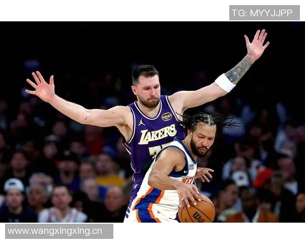 湖人需留住布伦森以免重演悲剧里夫斯已展现与东契奇的完美搭档潜力