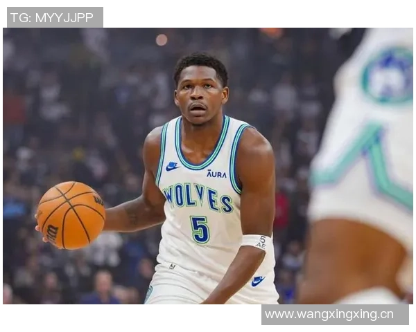 爱德华兹半场火力全开砍下24分可惜球队仍落后21分 爱德华兹半场火力全开砍下24分可惜球队仍落后21分