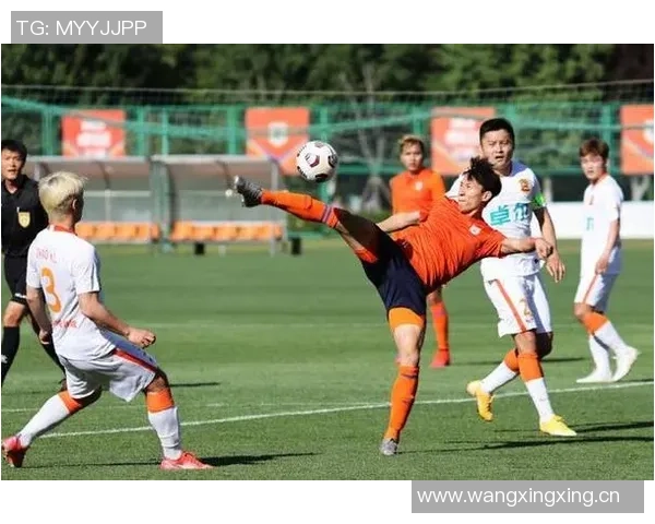 韩国队半场换人策略显成效归化球员卡斯特罗替补登场助力比赛 韩国队半场换人策略显成效归化球员卡斯特罗替补登场助力比赛