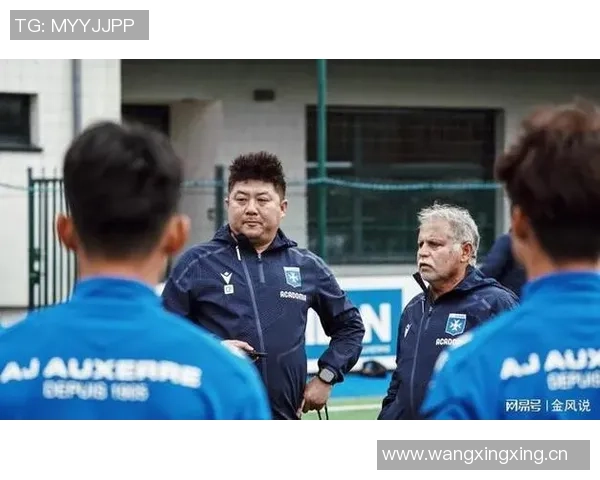 崔鹏谈国内青训比赛现状：密集程度高但质量不足影响训练效果